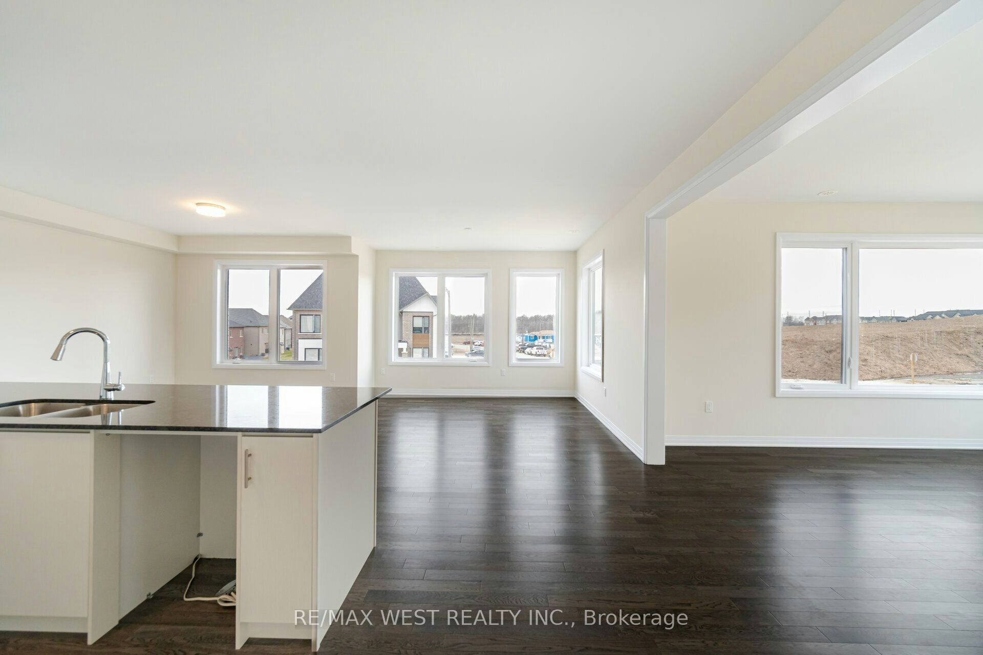 120 Settlers Road E, Oakville, ON, L6H 7C8 - 12