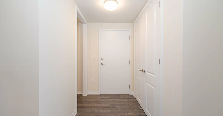120 Settlers Road E, Oakville, ON, L6H 7C8 - 4
