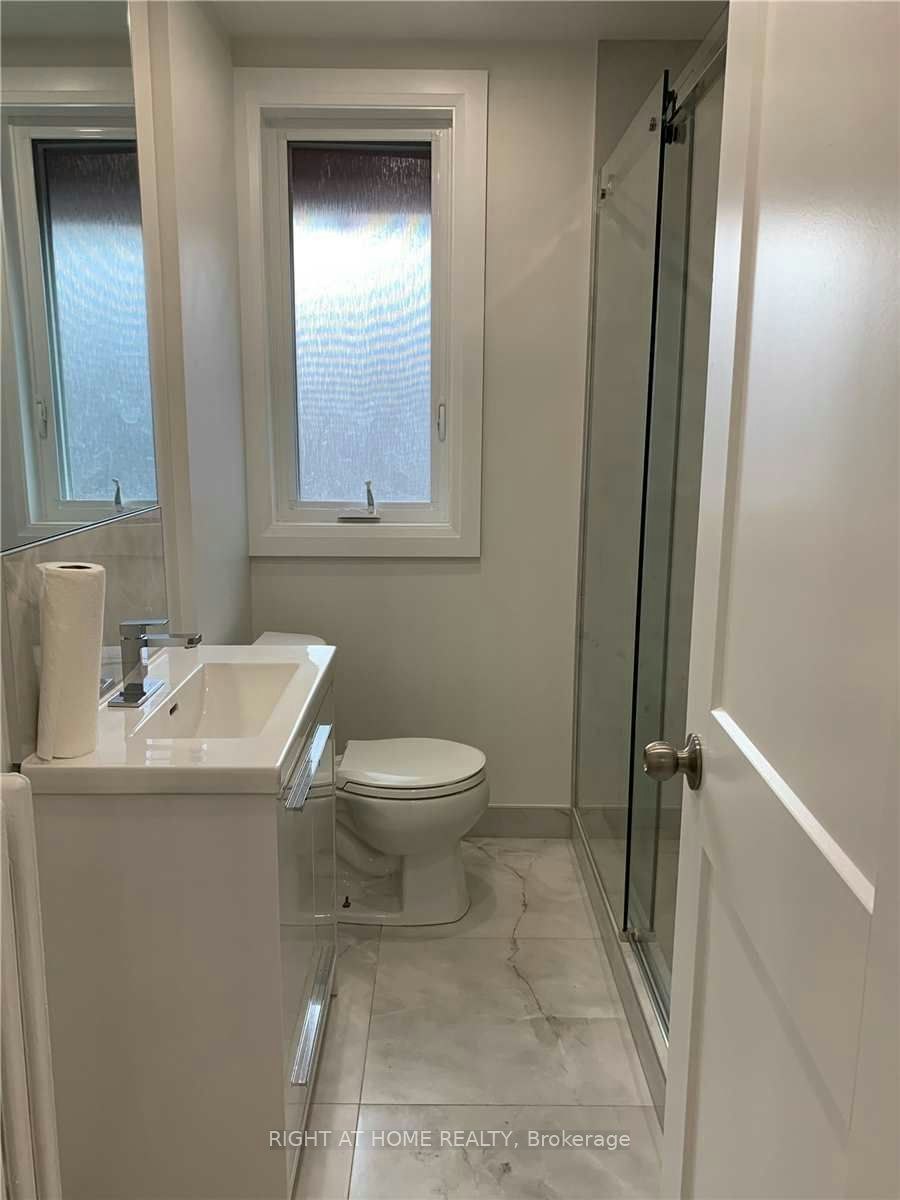 11 Rivercrest Road, Toronto, ON, M6S 4H4 - 6