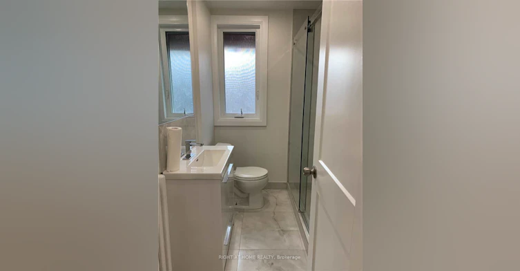 11 Rivercrest Road, Toronto, ON, M6S 4H4 - 6