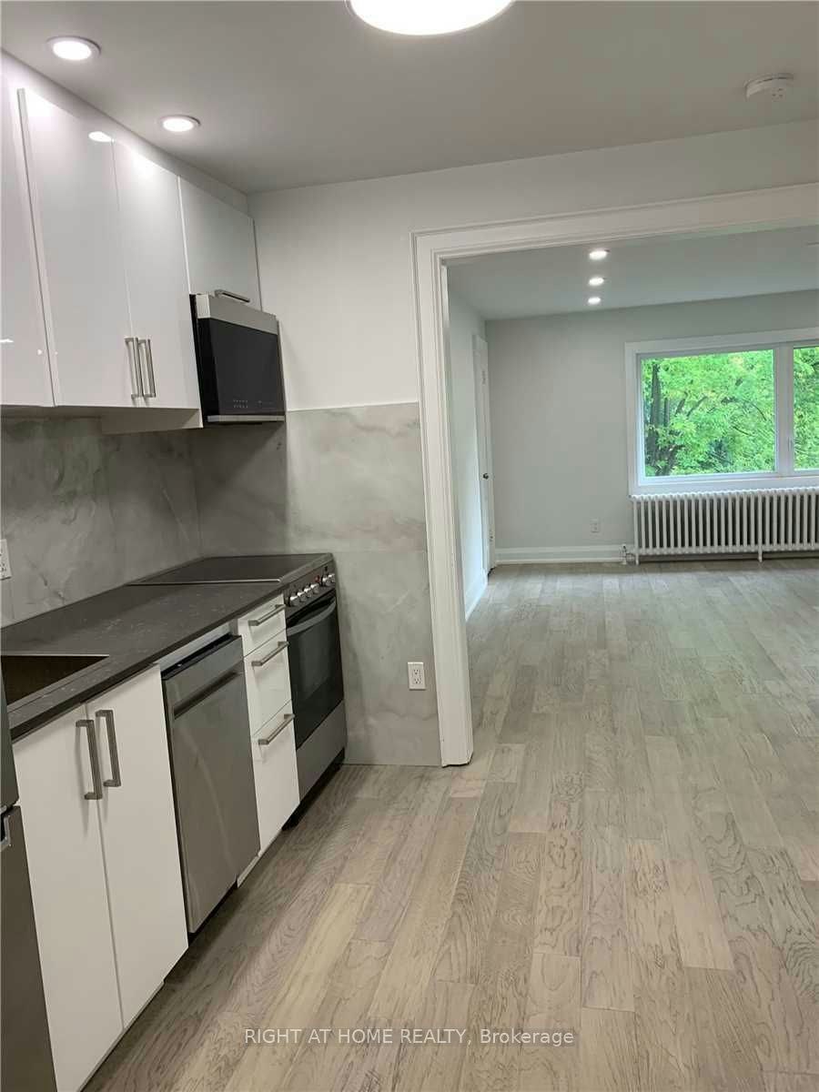 11 Rivercrest Road, Toronto, ON, M6S 4H4 - 4