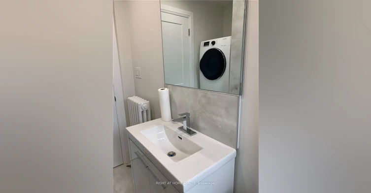11 Rivercrest Road, Toronto, ON, M6S 4H4 - 9