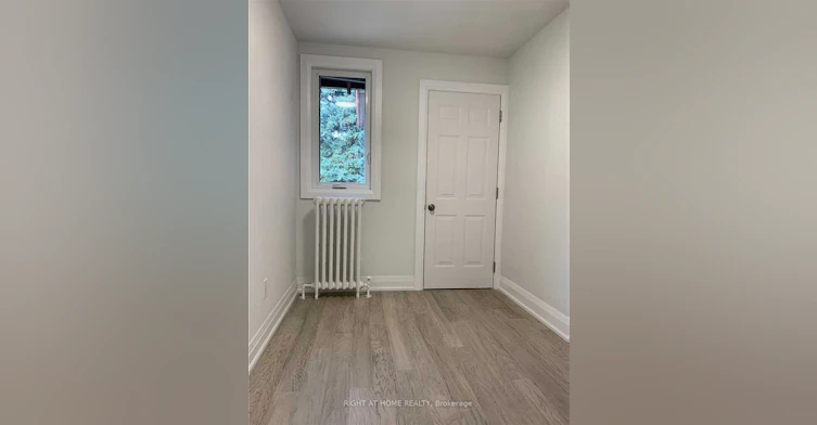 11 Rivercrest Road, Toronto, ON, M6S 4H4 - 12