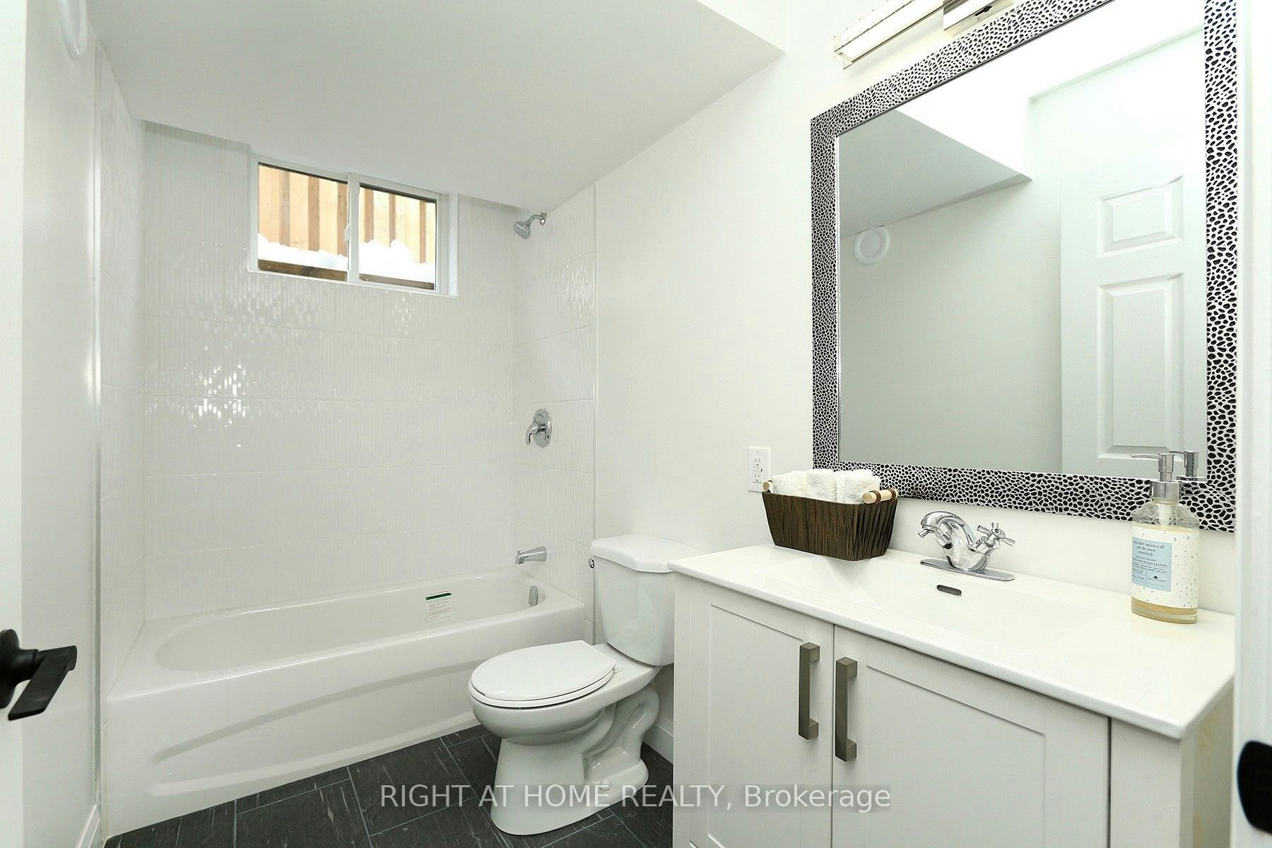 Bsmt-35 Woodward Avenue, Brampton, ON, L6V 1K2 - 12