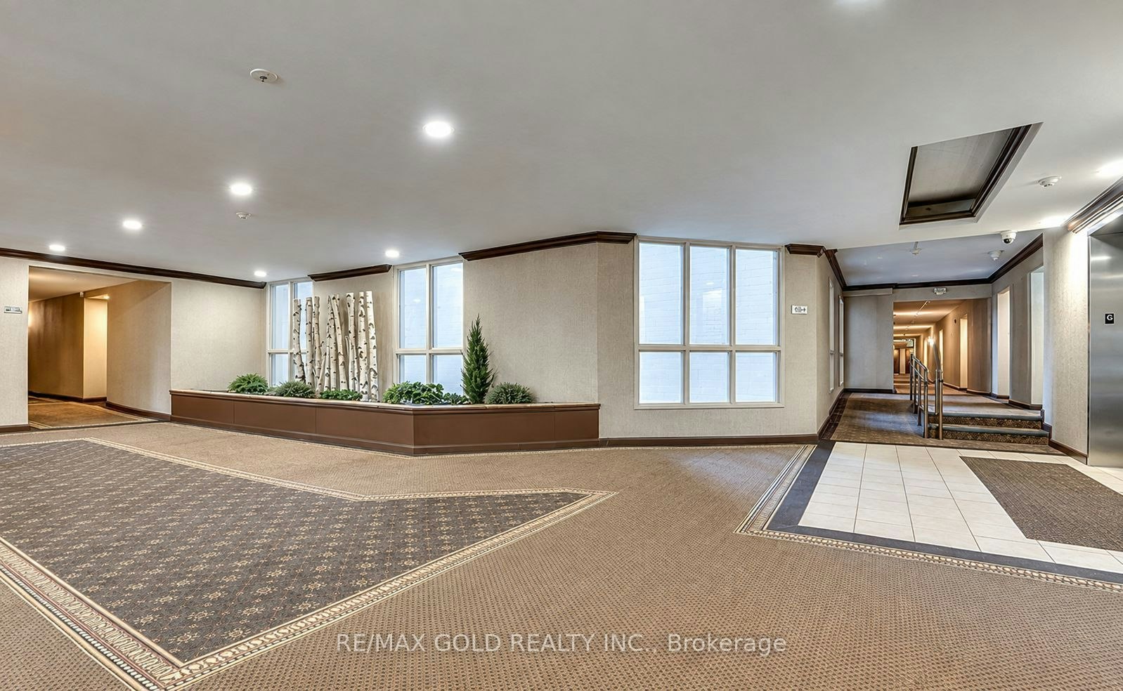 219-8351 Mclaughlin Road, Brampton, ON, L6Y 4H8 - 2