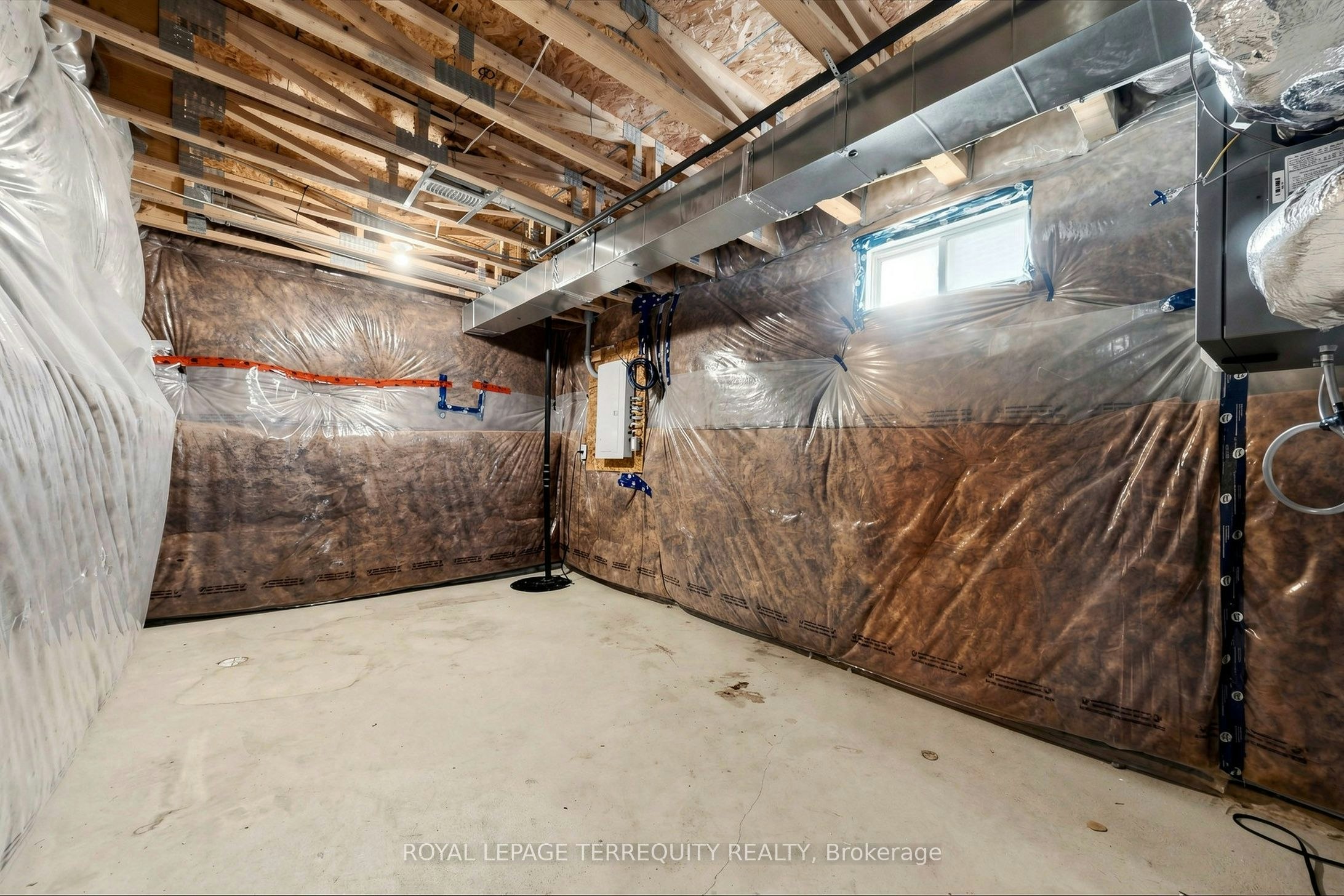1456 Rose Way, Milton, ON, L9E 1V7 - 41