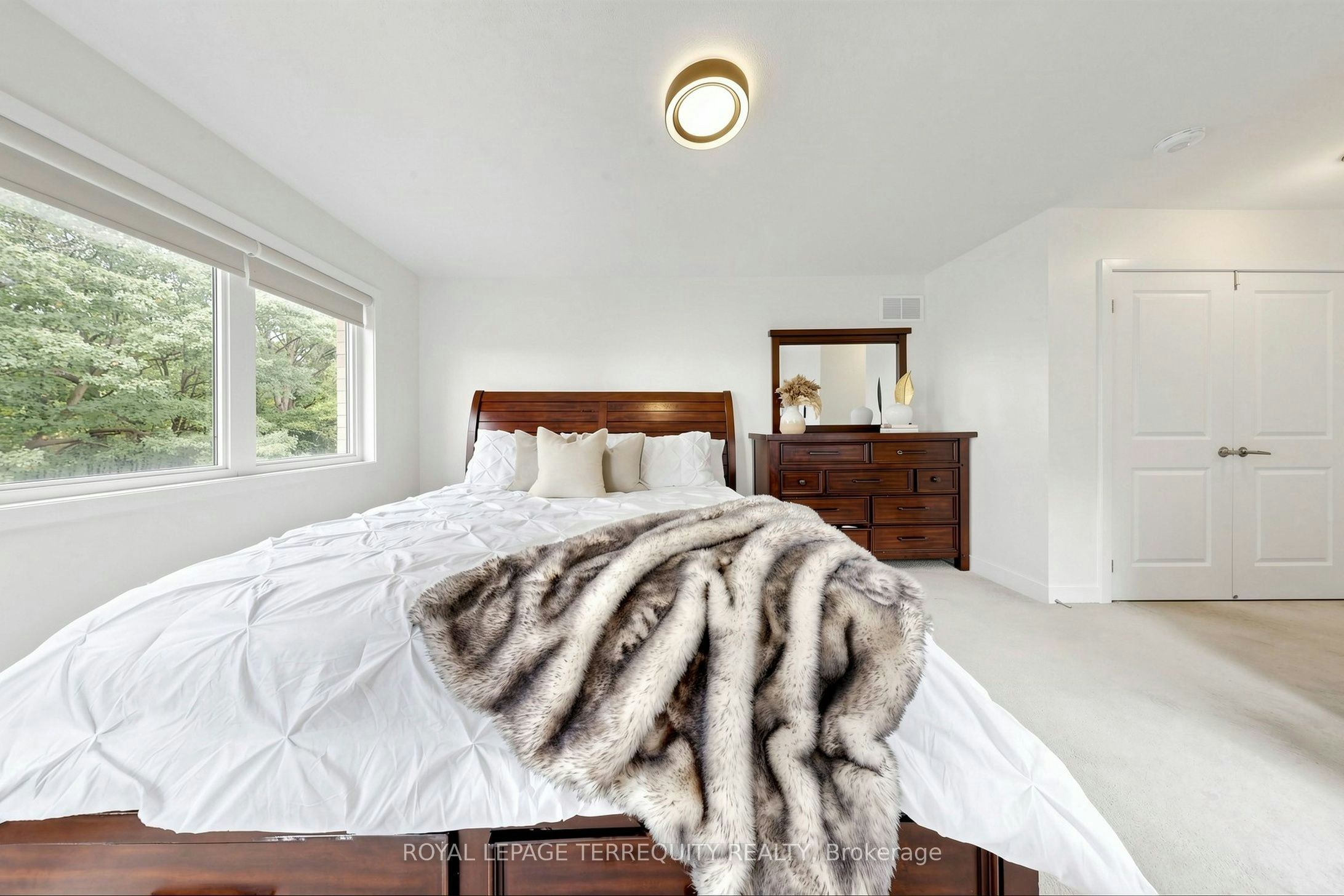 1456 Rose Way, Milton, ON, L9E 1V7 - 23