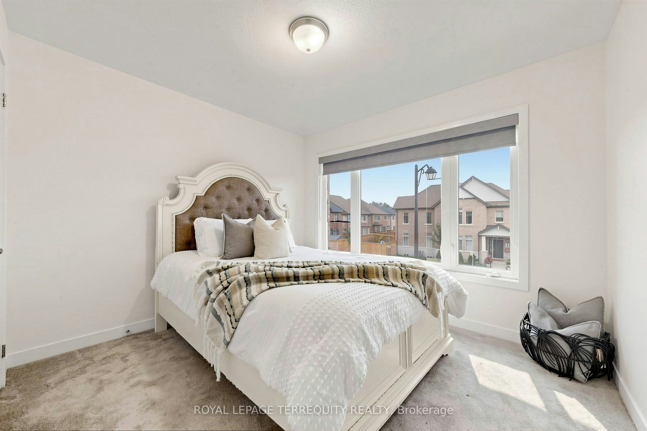 1456 Rose Way, Milton, ON, L9E 1V7 - 33