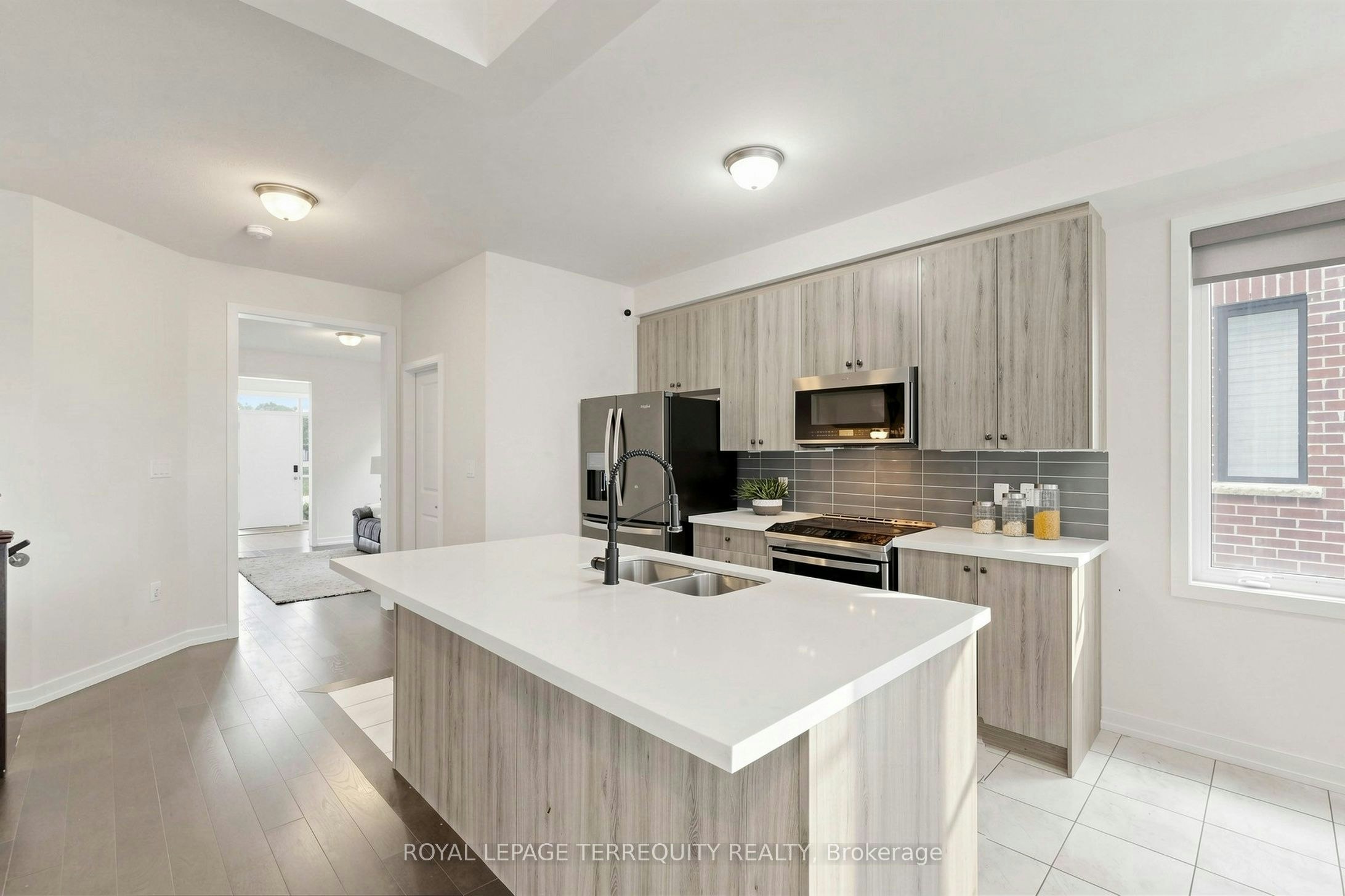 1456 Rose Way, Milton, ON, L9E 1V7 - 15