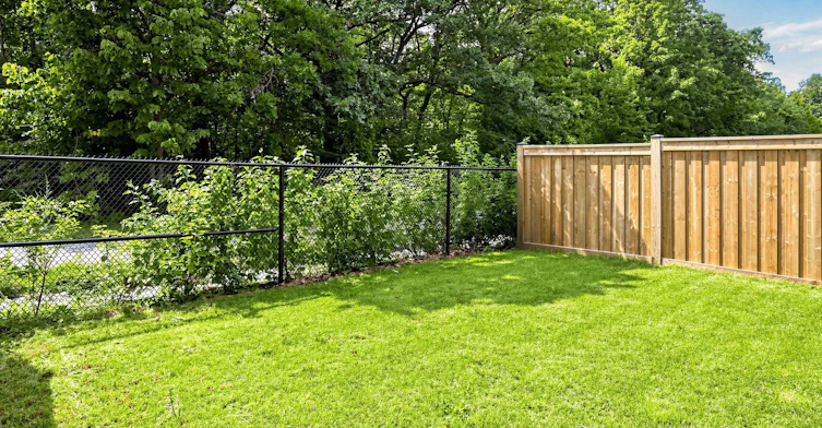 1456 Rose Way, Milton, ON, L9E 1V7 - 45
