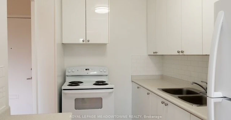 310-1017 Seneca Avenue, Mississauga, ON, L5G 3X5 - 11