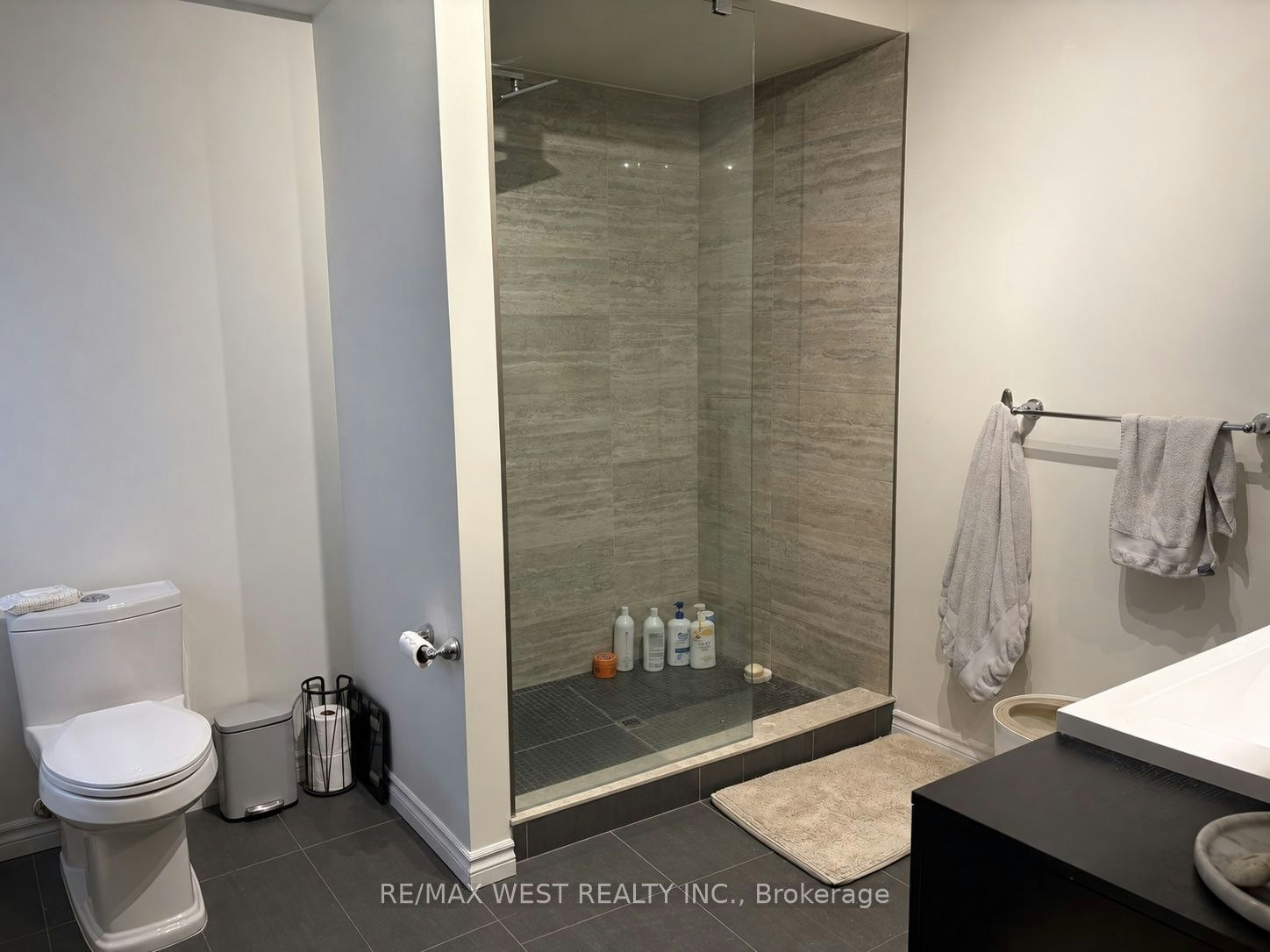 Upper-28 Spencer Avenue, Toronto, ON, M6K 2J6 - 13