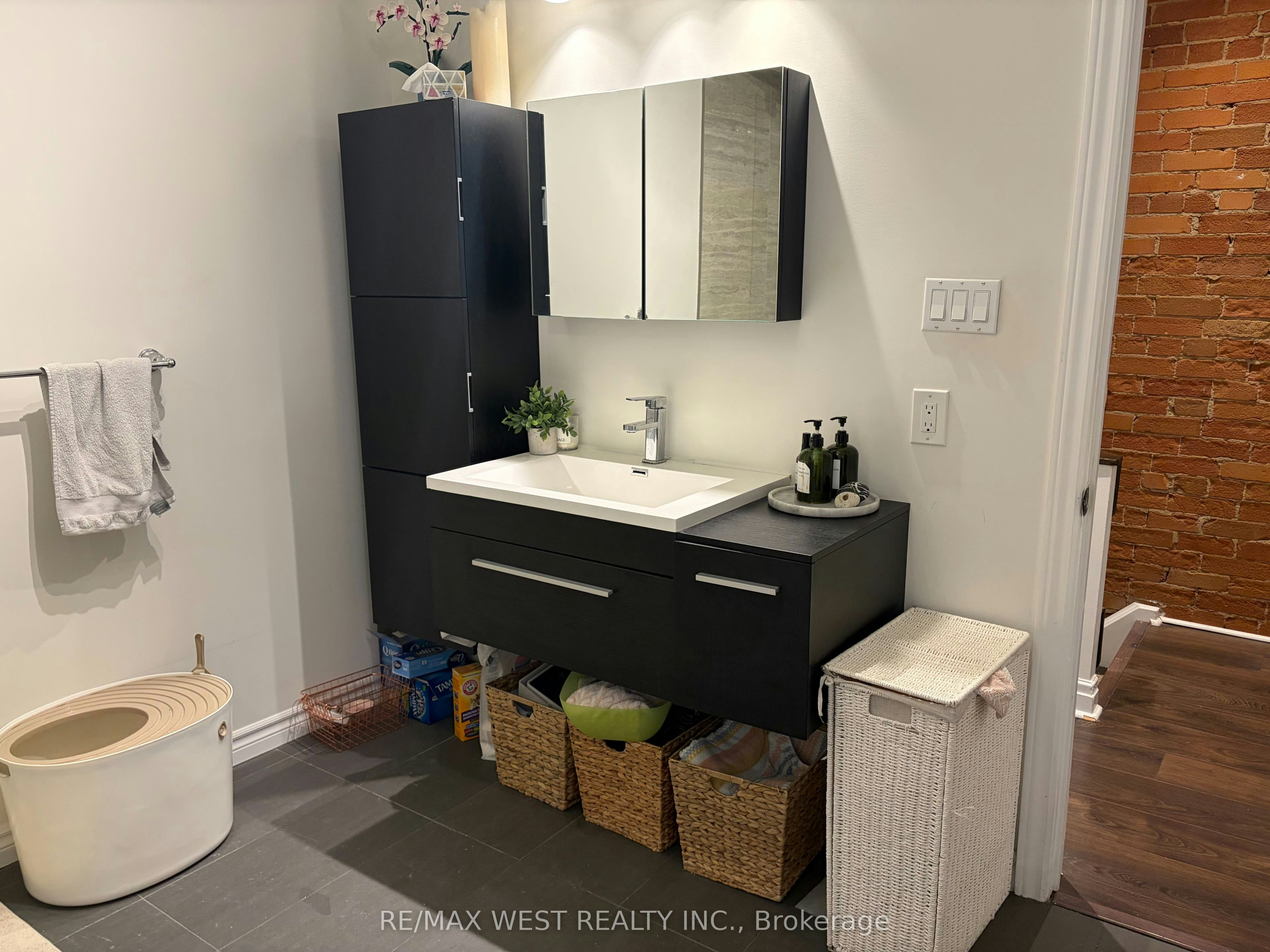 Upper-28 Spencer Avenue, Toronto, ON, M6K 2J6 - 14