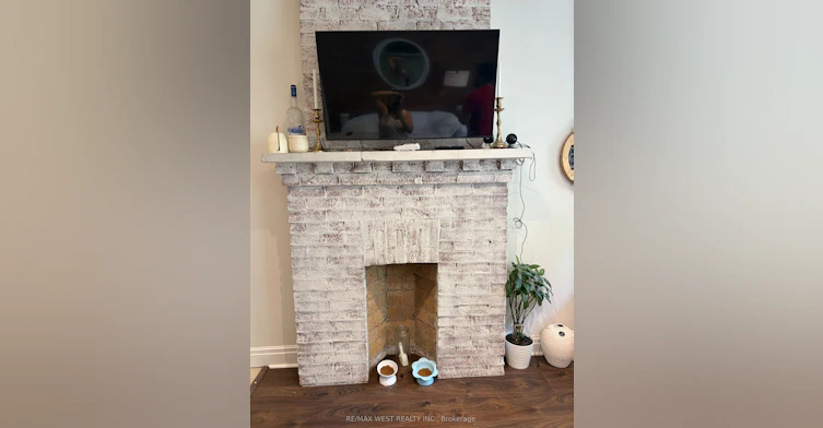 Upper-28 Spencer Avenue, Toronto, ON, M6K 2J6 - 7