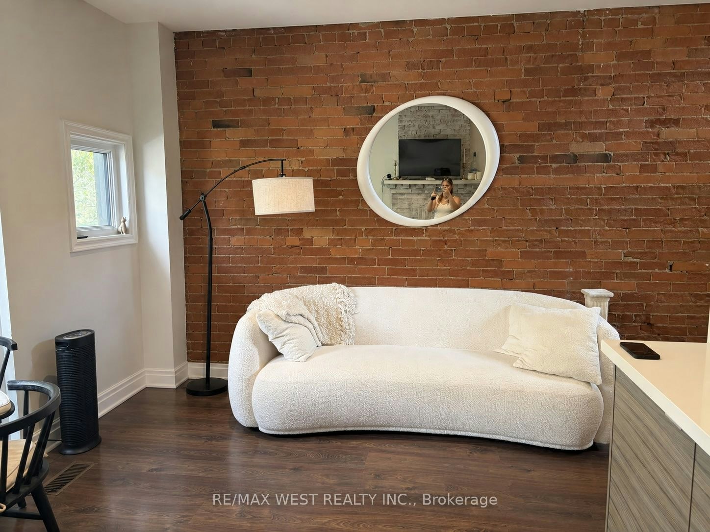Upper-28 Spencer Avenue, Toronto, ON, M6K 2J6 - 4
