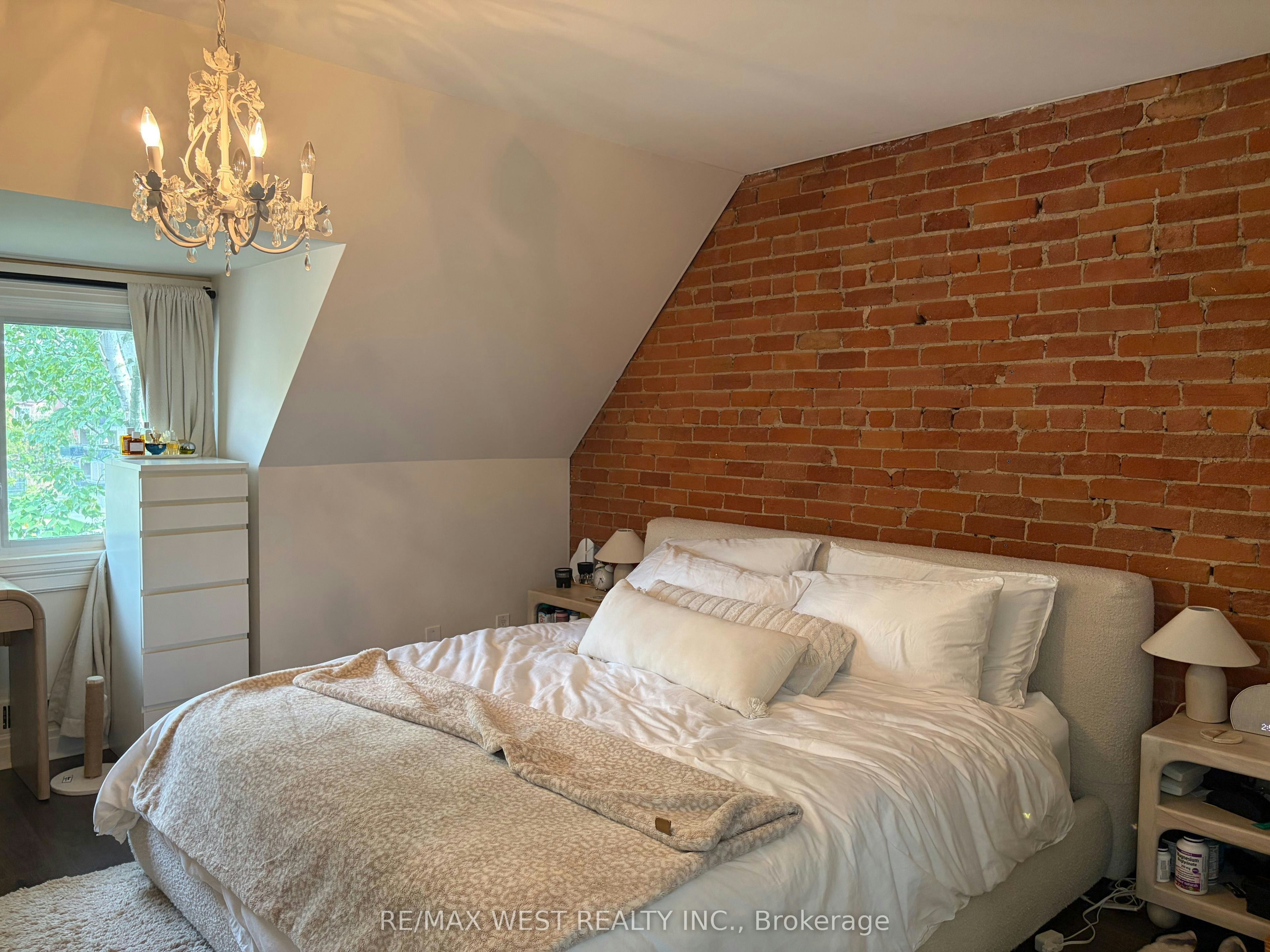 Upper-28 Spencer Avenue, Toronto, ON, M6K 2J6 - 17