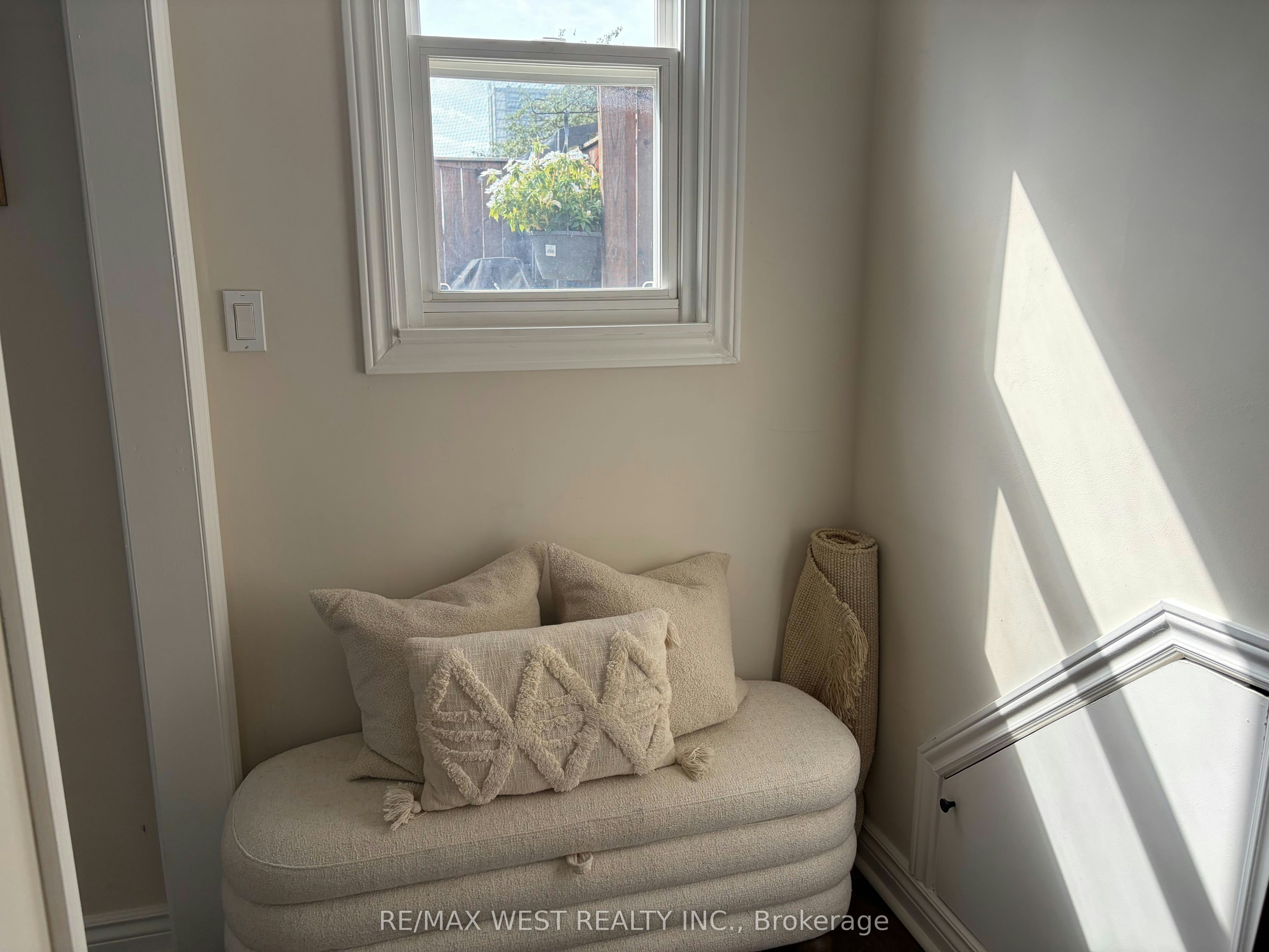 Upper-28 Spencer Avenue, Toronto, ON, M6K 2J6 - 21