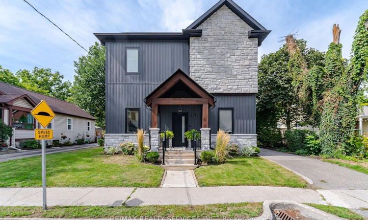 89 Willow Street