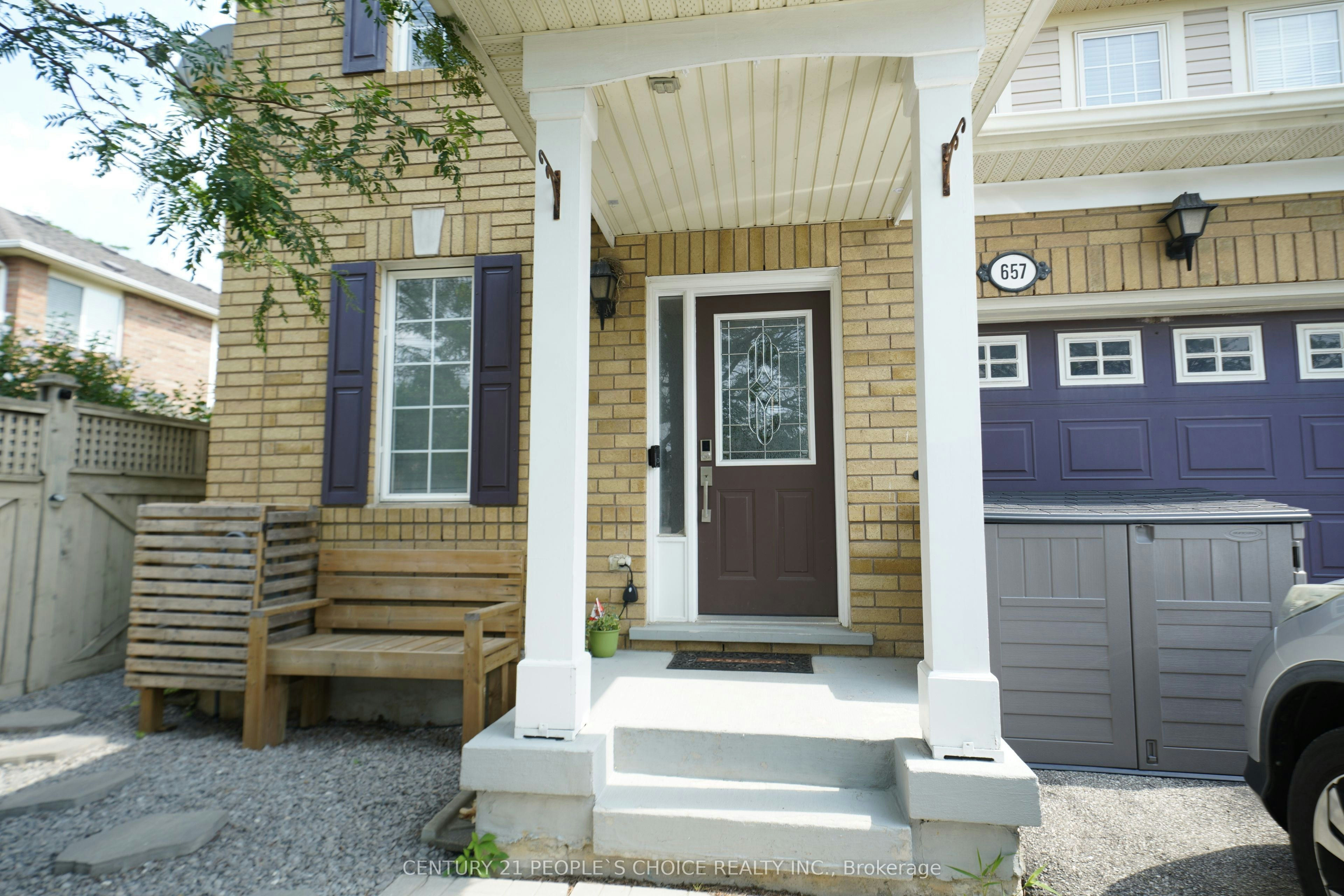 Upper-657 Thompson Road S, Milton, ON, L9T 5W8