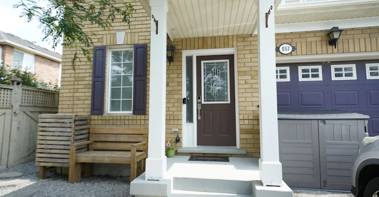 Upper-657 Thompson Road S, Milton, ON, L9T 5W8