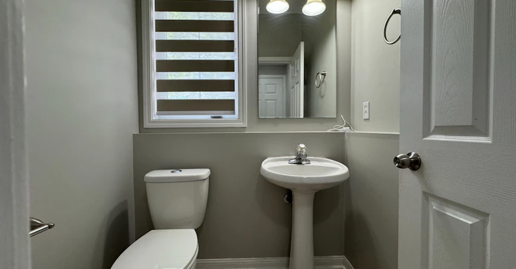 Upper-657 Thompson Road S, Milton, ON, L9T 5W8 - 4