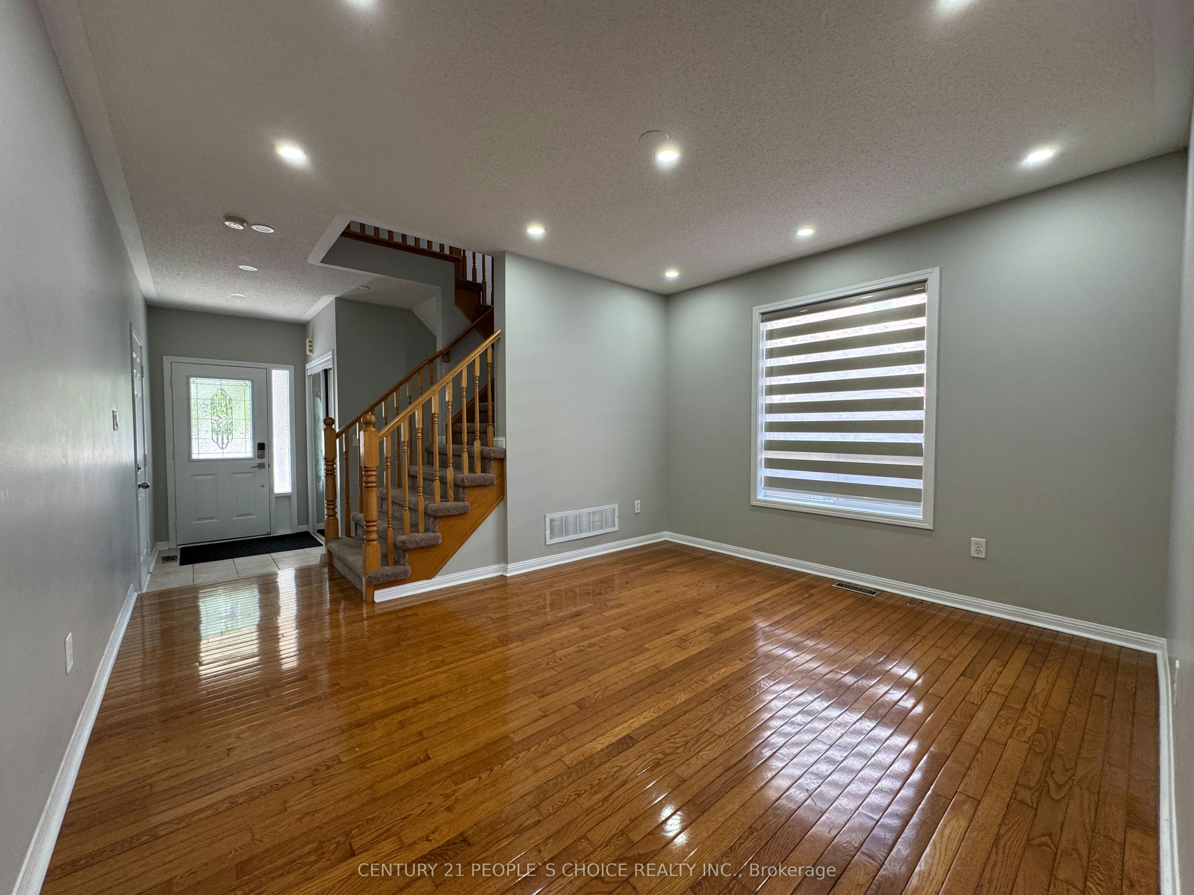 Upper-657 Thompson Road S, Milton, ON, L9T 5W8 - 8