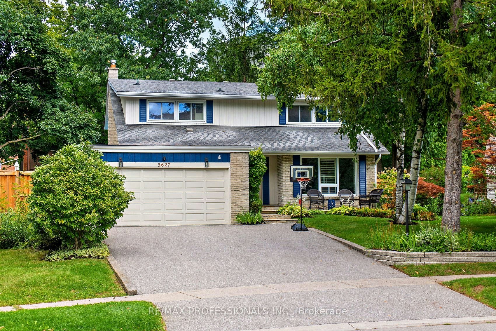3627 Beechollow Crescent, Mississauga, ON, L4Y 3T3