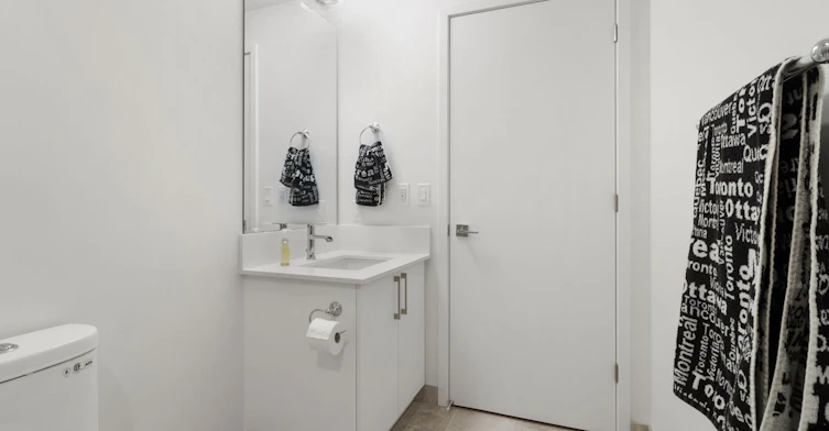 204-500 Plains Road E, Burlington, ON, L7T 0C8 - 39