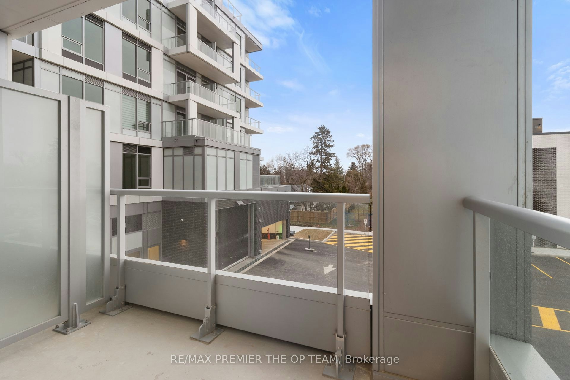 204-500 Plains Road E, Burlington, ON, L7T 0C8 - 40