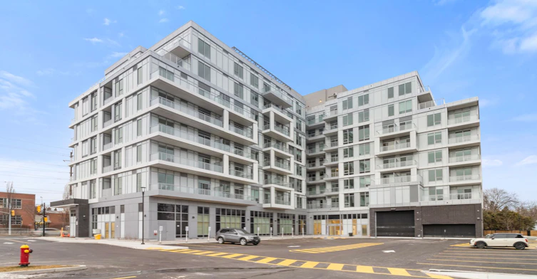 204-500 Plains Road E, Burlington, ON, L7T 0C8