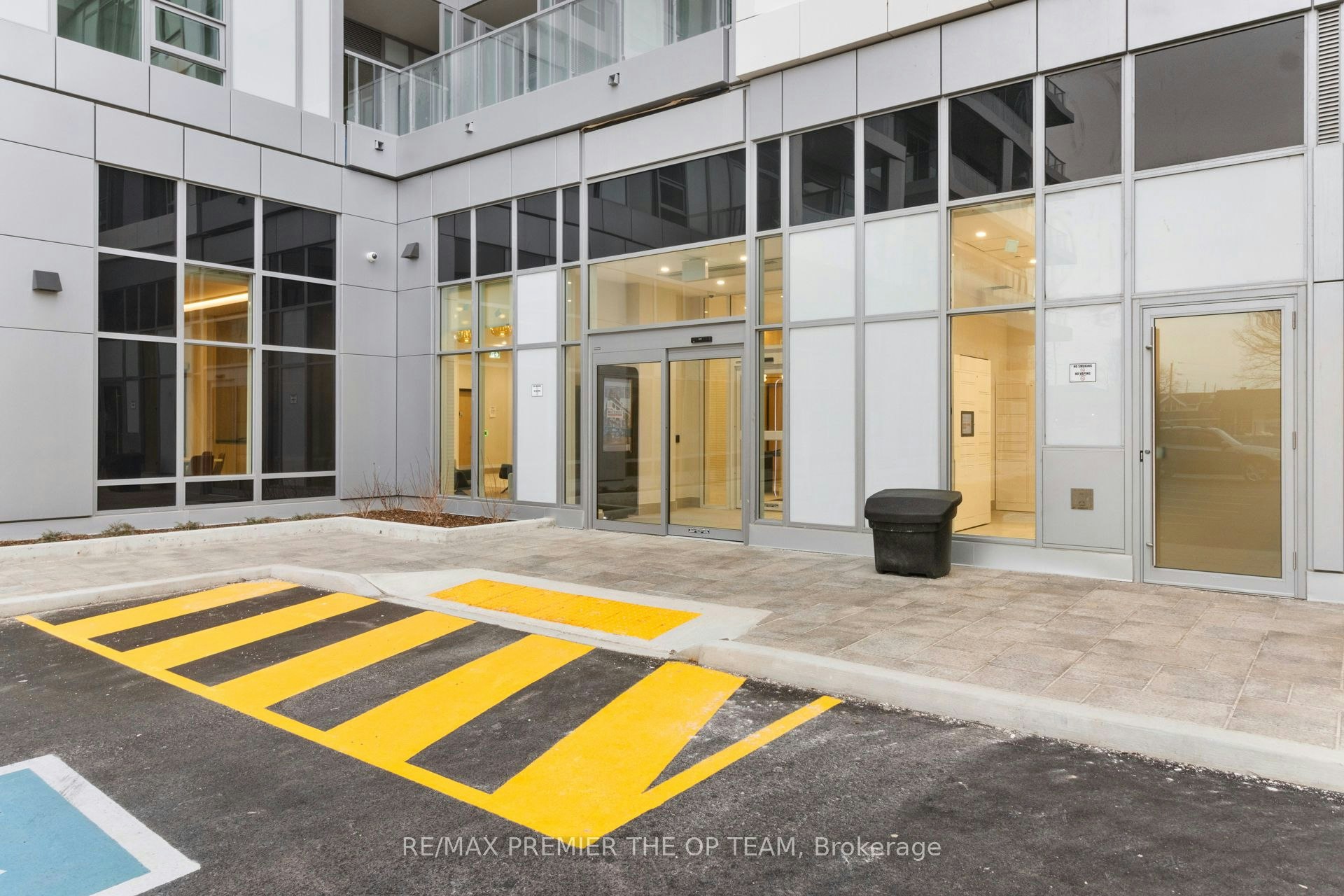 204-500 Plains Road E, Burlington, ON, L7T 0C8 - 8