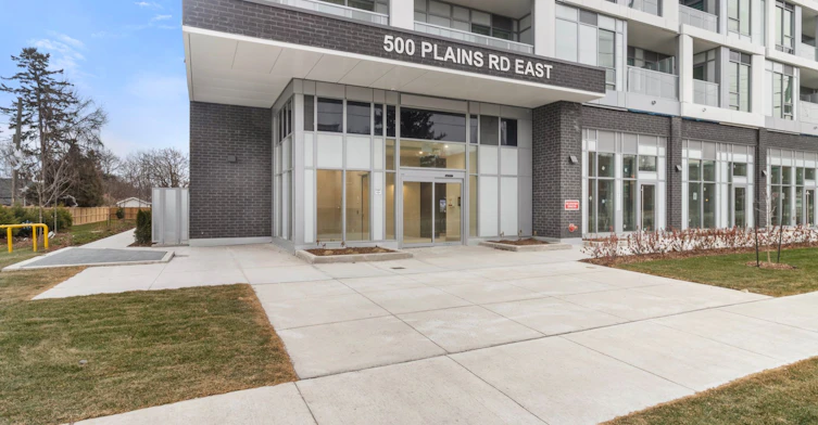 204-500 Plains Road E, Burlington, ON, L7T 0C8 - 6