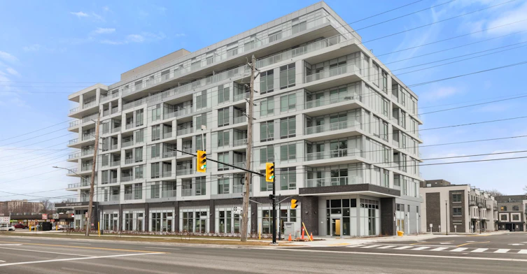 204-500 Plains Road E, Burlington, ON, L7T 0C8 - 2