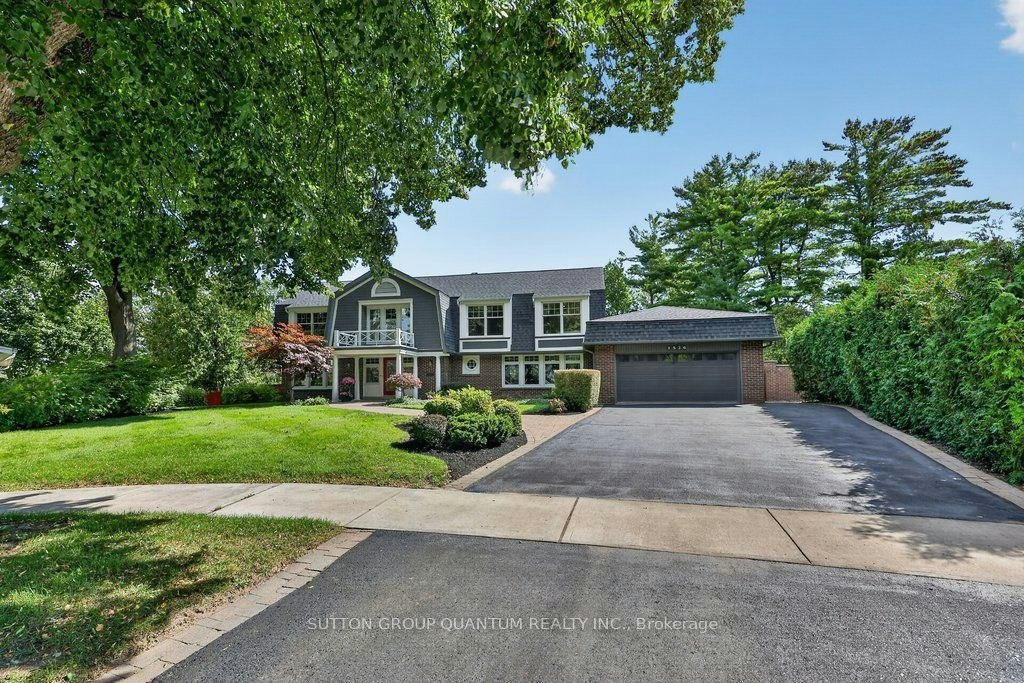 1526 Green Glade, Mississauga, ON, L5J 1B5