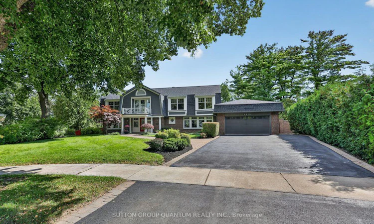 1526 Green Glade