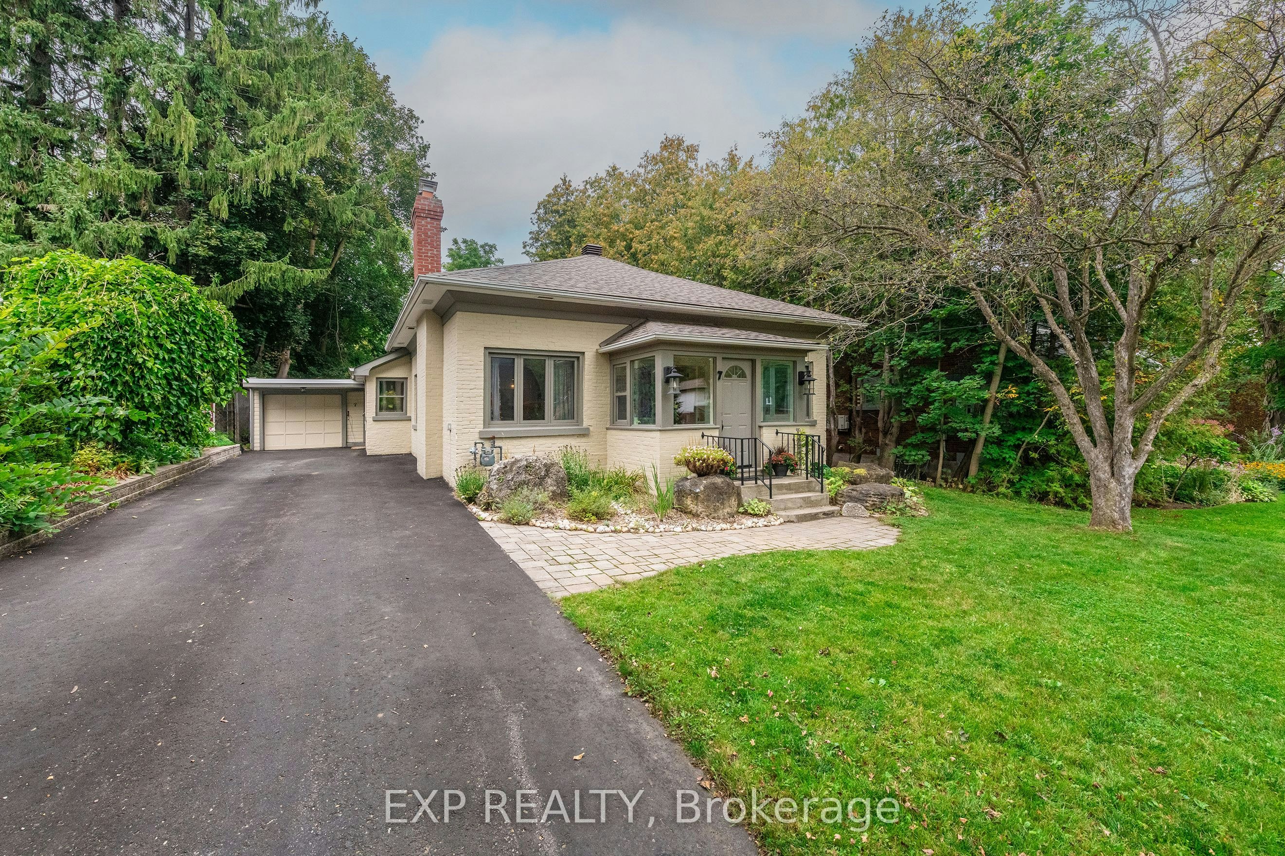 7 Third Avenue, Orangeville, ON, L9W 1G8
