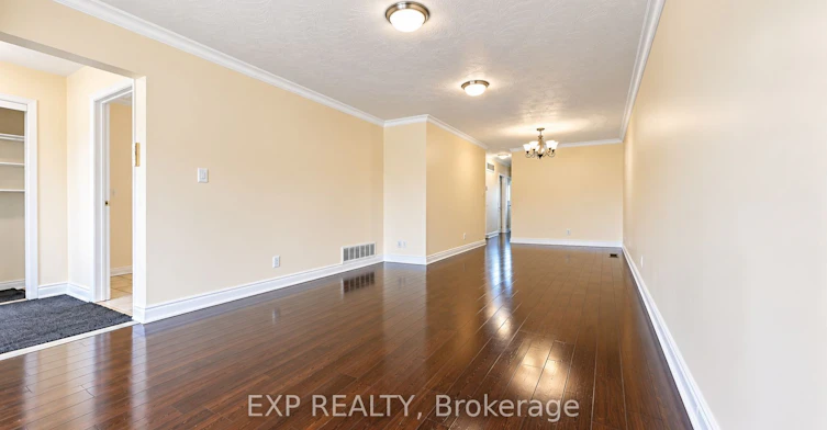 3425 Laddie Crescent, Mississauga, ON, L4T 1N2 - 5