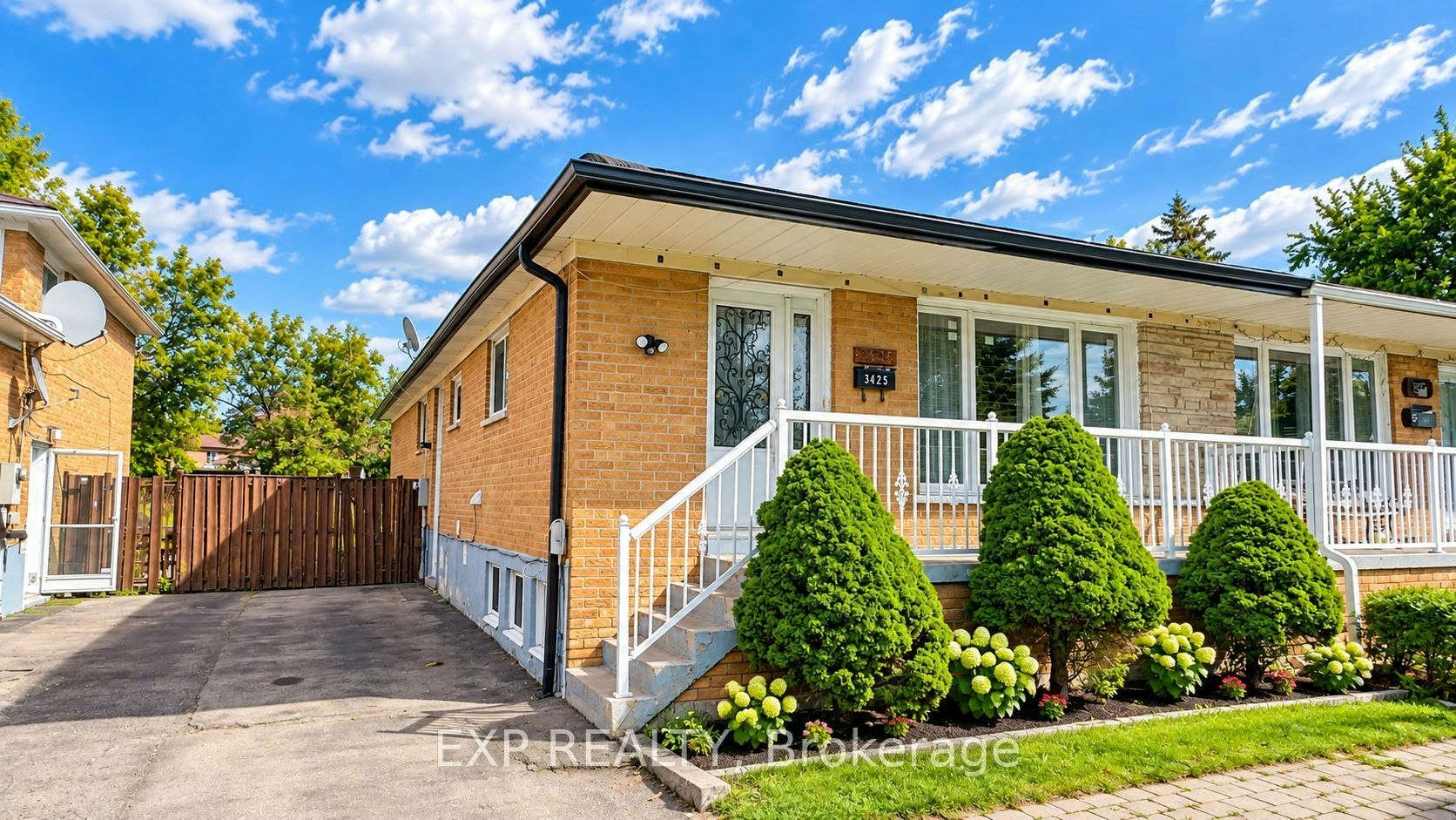 3425 Laddie Crescent, Mississauga, ON, L4T 1N2 - 3