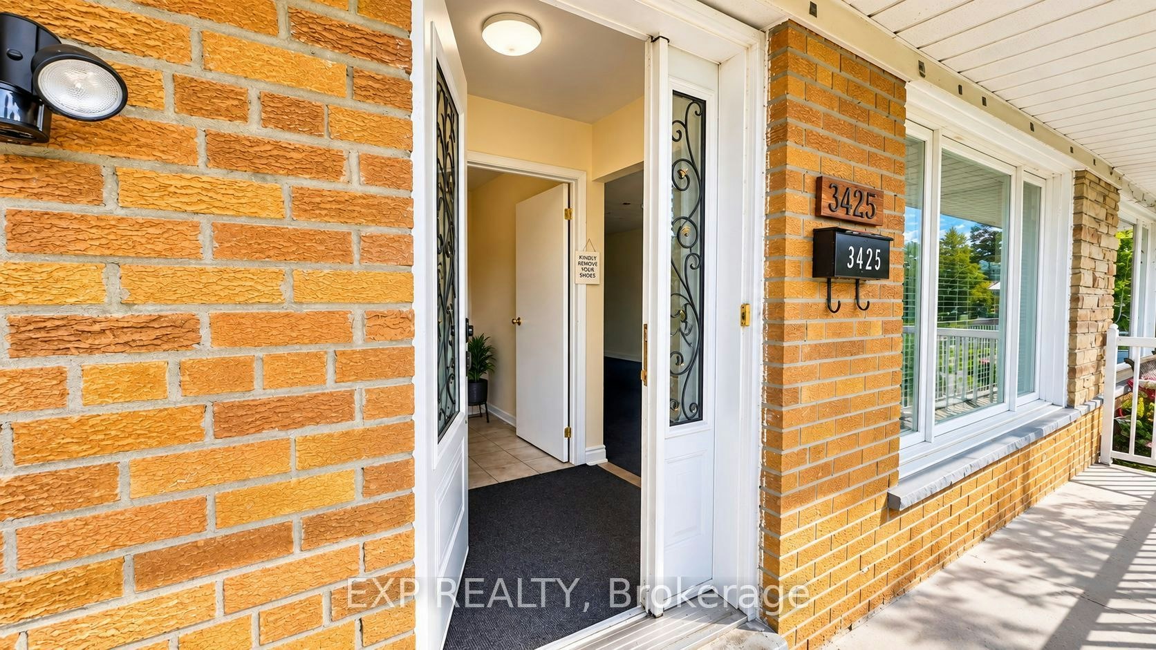 3425 Laddie Crescent, Mississauga, ON, L4T 1N2 - 4