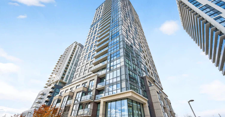 904-20 Road Thomas Riley Road, Toronto, ON, M9B 0C3
