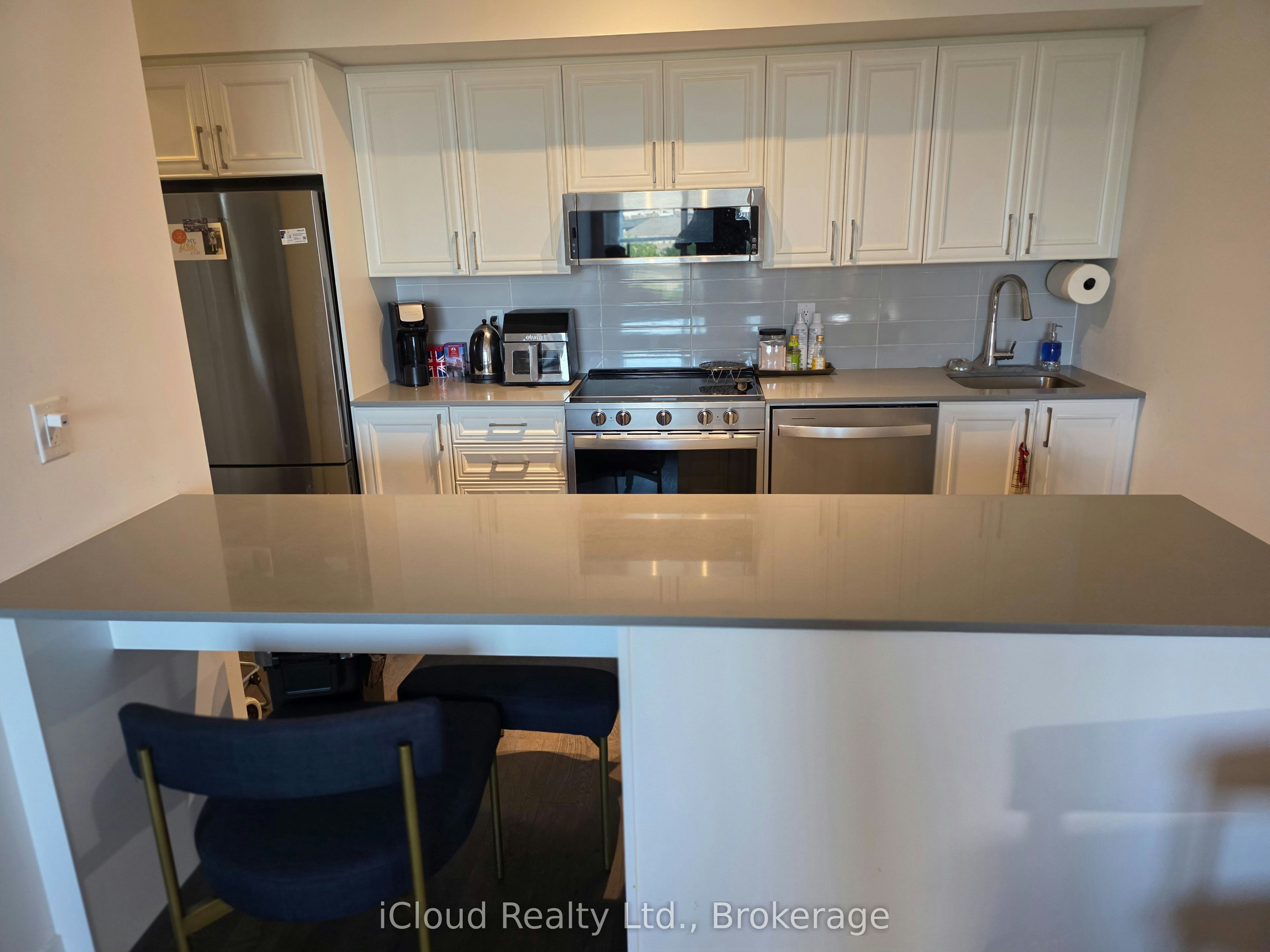 505-1063 Douglas Mccurdy Comm Circle, Mississauga, ON, L5G 0C5 - 2