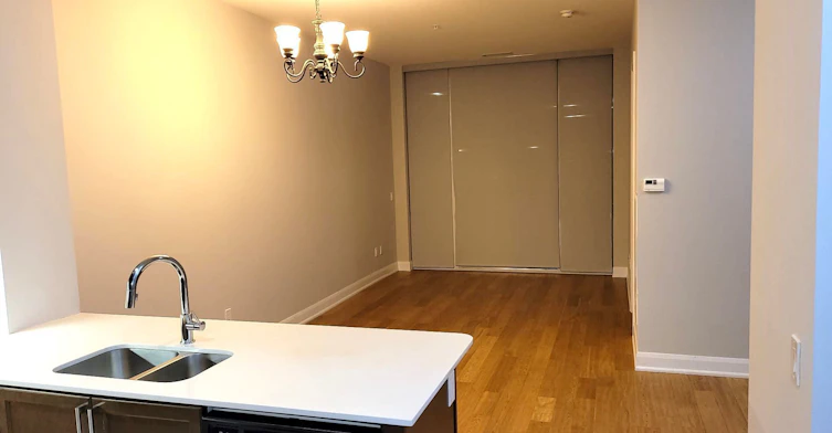 123-2480 Prince Michael Drive, Oakville, ON, L6H 0H1 - 5