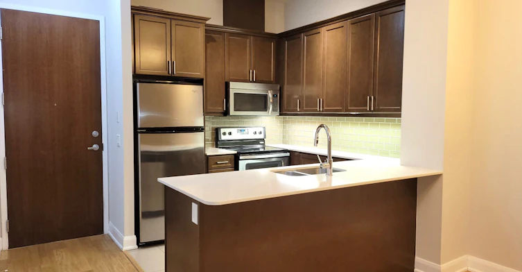 123-2480 Prince Michael Drive, Oakville, ON, L6H 0H1 - 2