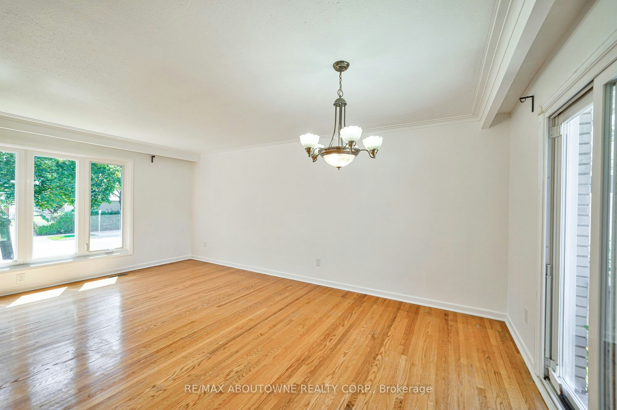 Upper-4395 Longmoor Drive, Burlington, ON, L7L 1X8 - 14