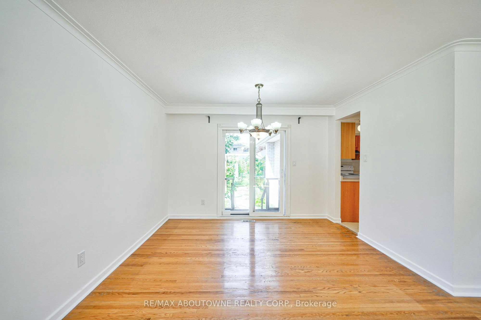 Upper-4395 Longmoor Drive, Burlington, ON, L7L 1X8 - 12