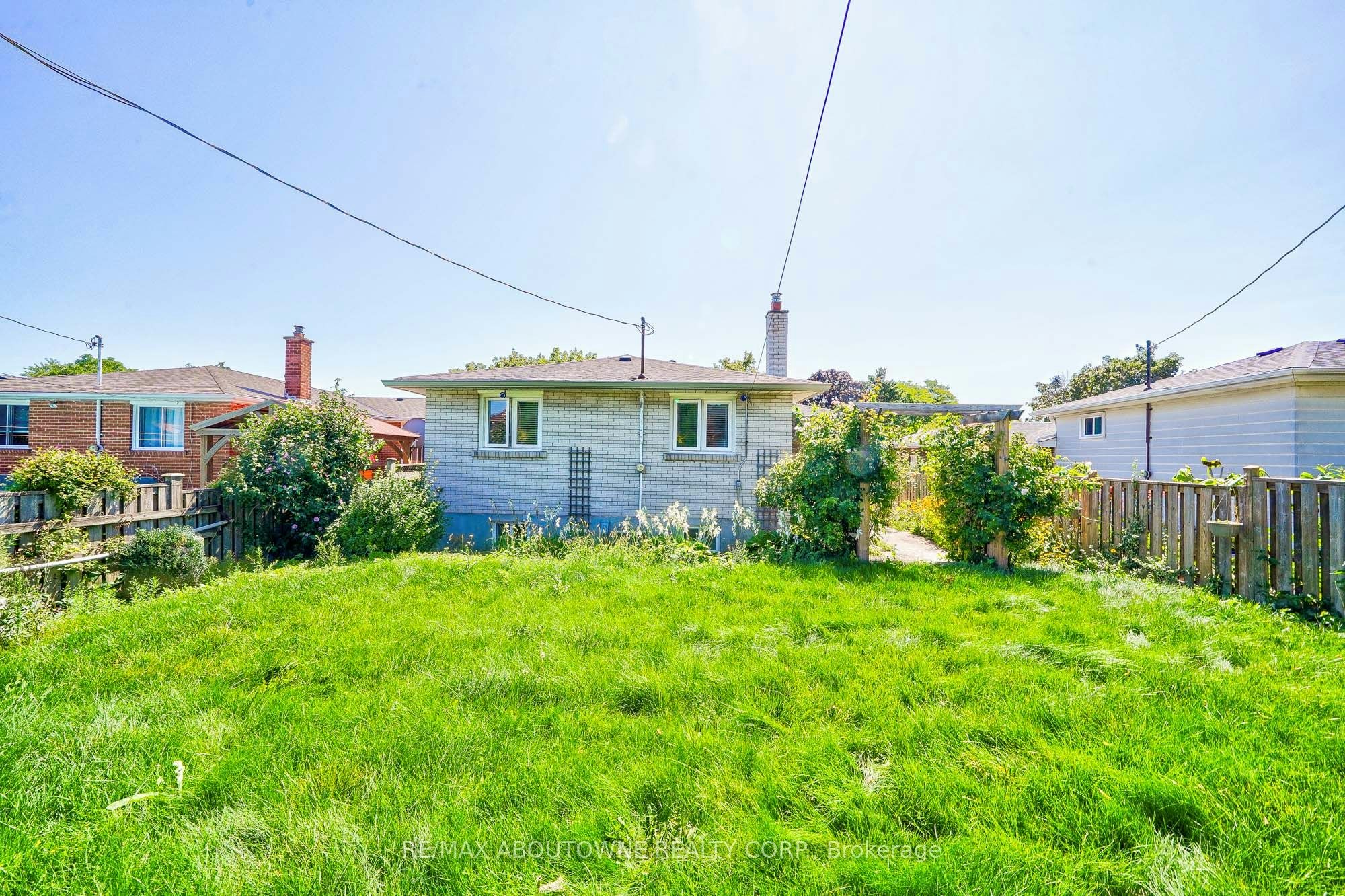 Upper-4395 Longmoor Drive, Burlington, ON, L7L 1X8 - 35
