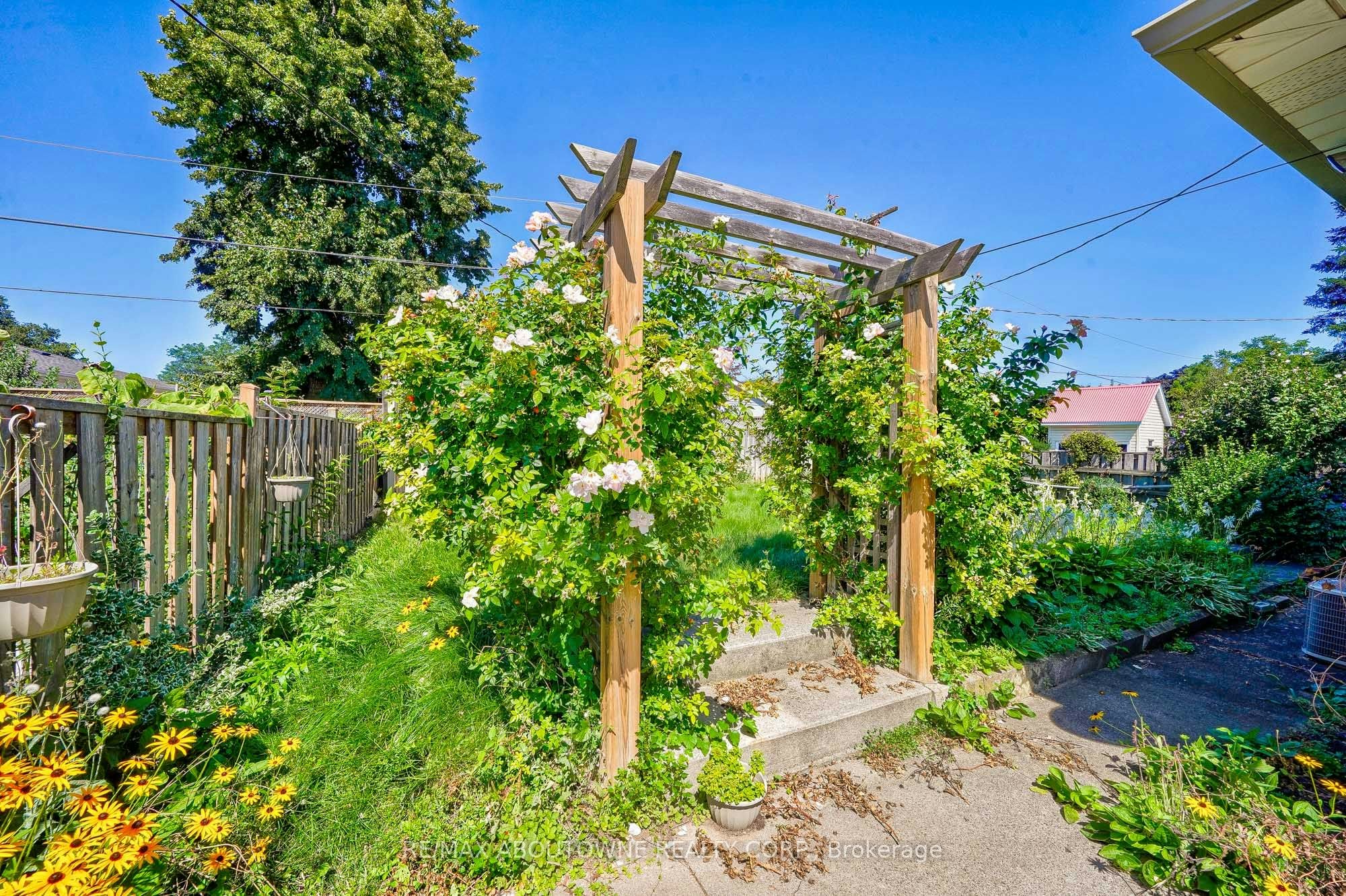 Upper-4395 Longmoor Drive, Burlington, ON, L7L 1X8 - 32