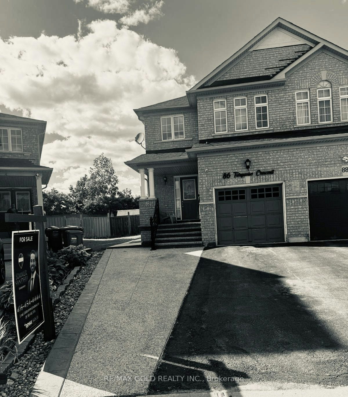 86 Turquoise Crescent, Brampton, ON, L6P 0Z8