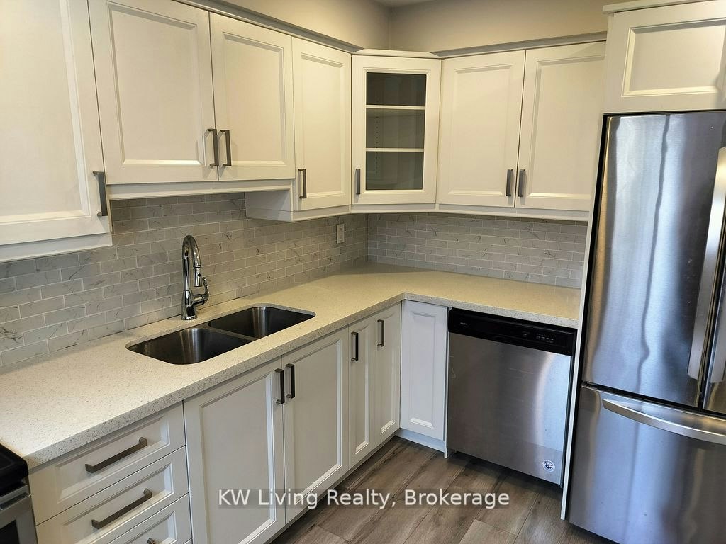 18-81 Irwin Road, Toronto, ON, M9W 5W1 - 5
