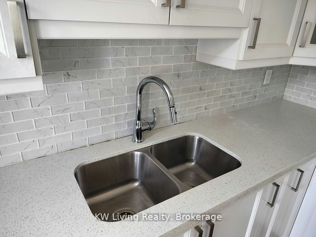 18-81 Irwin Road, Toronto, ON, M9W 5W1 - 8